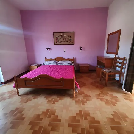 Dionisia Apartments Daire